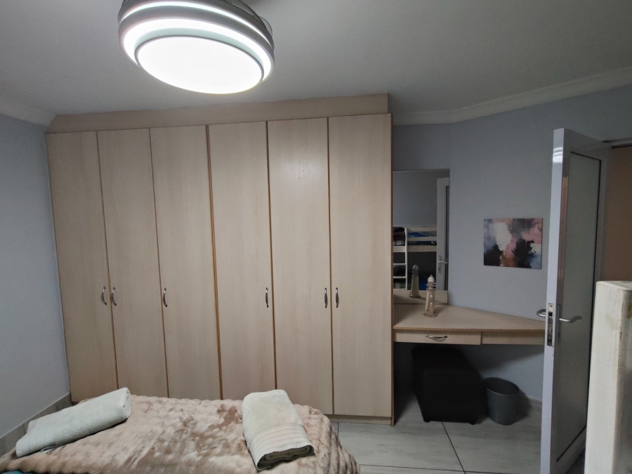 3 Bedroom Property for Sale in Jeffreys Bay Central Eastern Cape